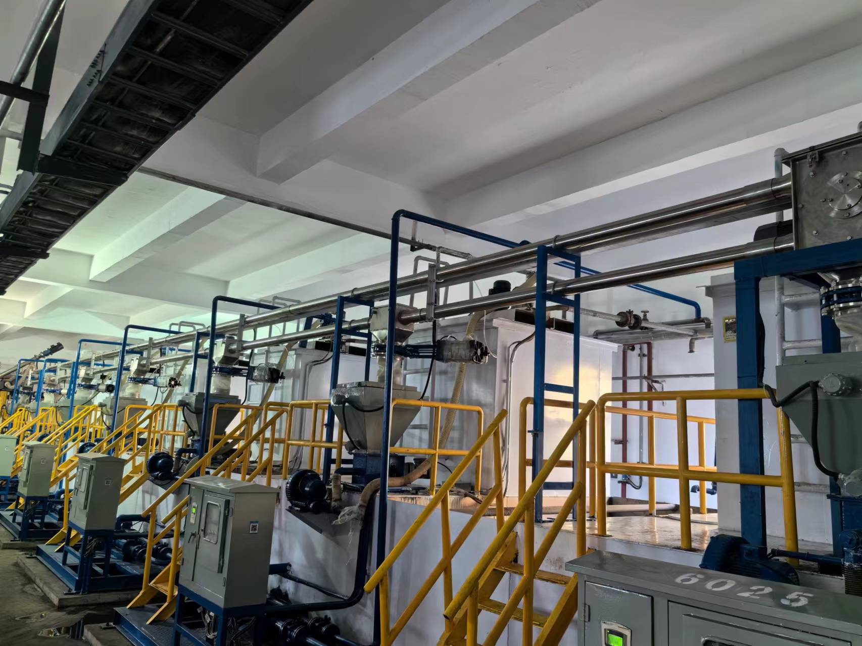 管鏈輸送機（jī）