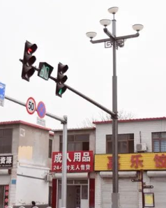 多杆合一信號路燈杆（gǎn）